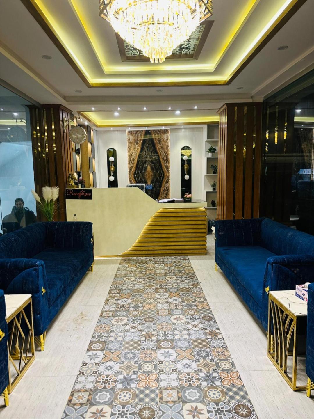 Karandukai Gold Palace Hotel & Food Lounge מראה חיצוני תמונה